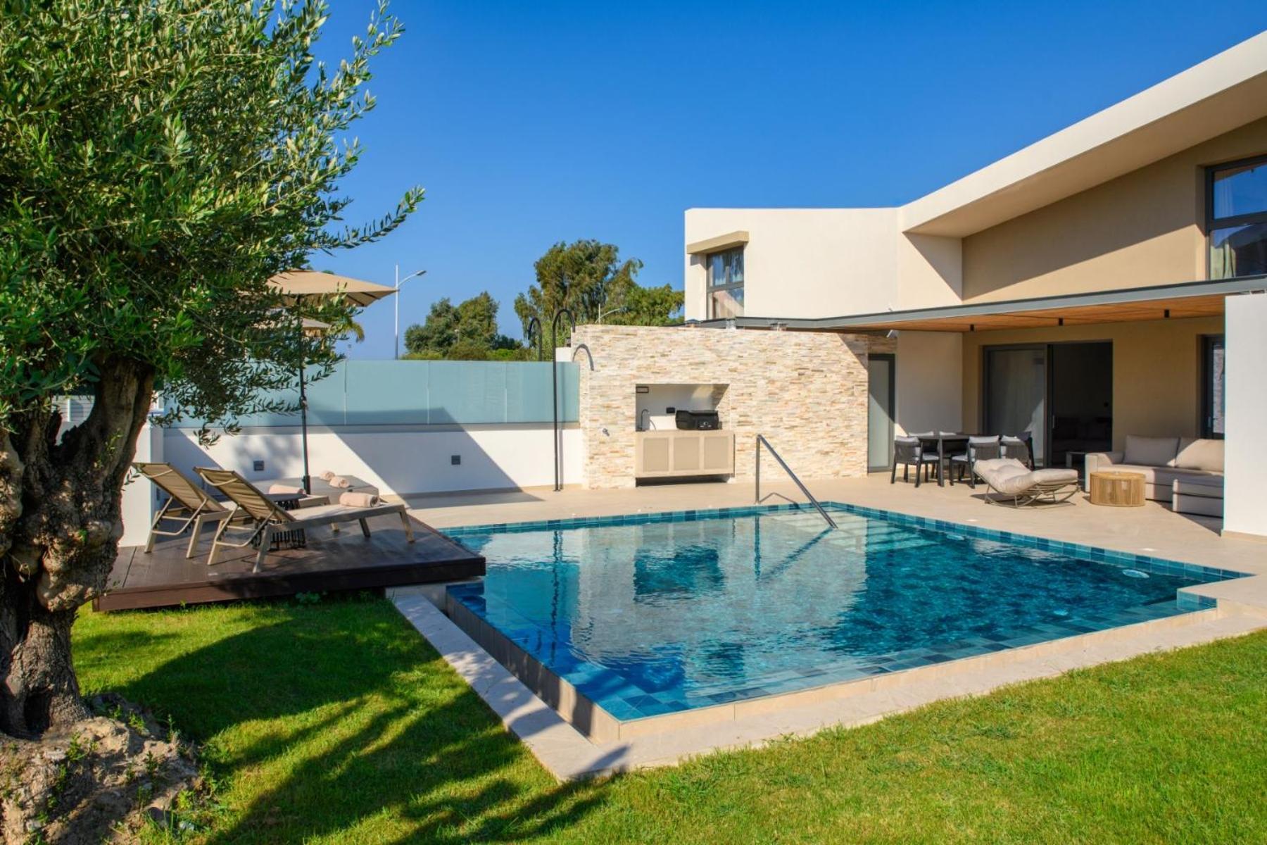 Alma Luxury Villas Ialysos  Exterior photo